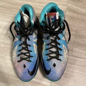 Nike LeBron 10 ‘Pure Platinum’